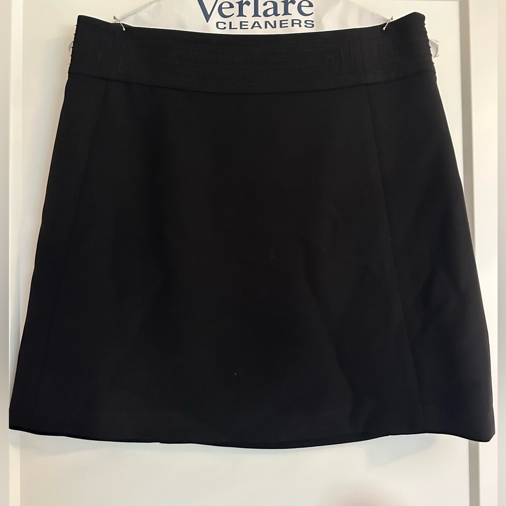 Banana Republic Black Women's Skirt - Sz 8